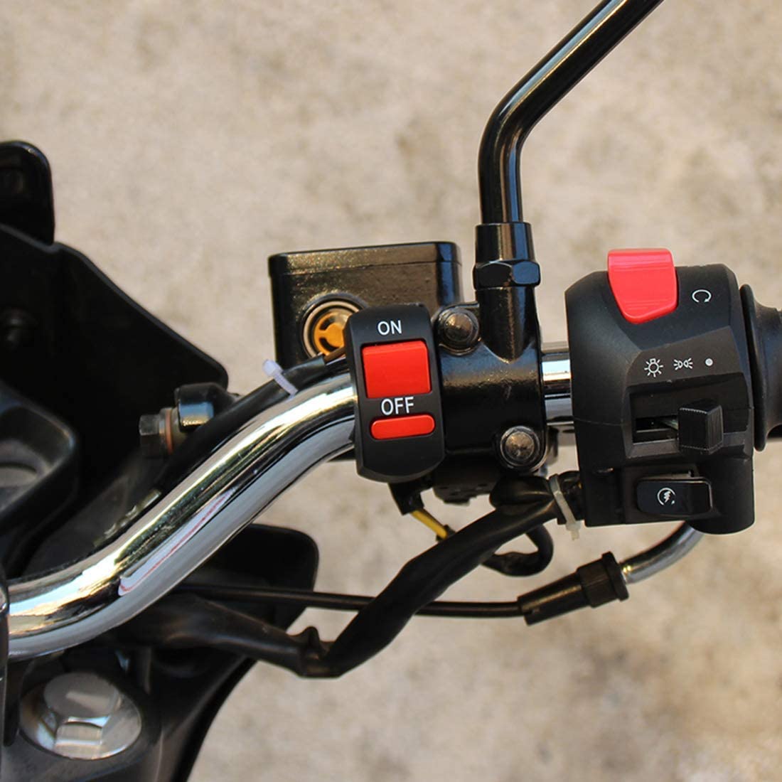 Motorcycle waterproof switch